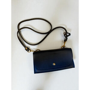 Handmade Black Leather Crossbody Purse Bag Phone Approximately 8.5” x 4.5”